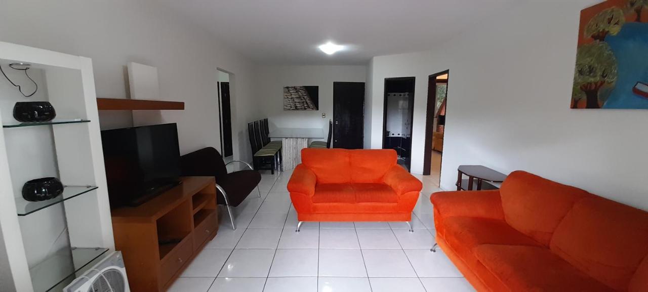 Apartamento Espacoso Com Estacionamento Incluido Фос ду Игуасу Екстериор снимка
