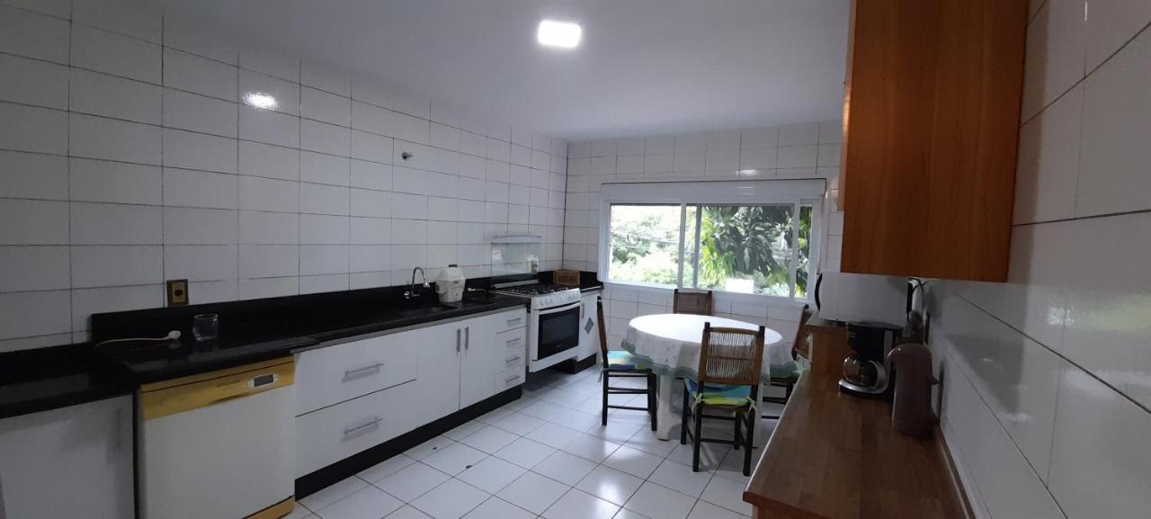 Apartamento Espacoso Com Estacionamento Incluido Фос ду Игуасу Екстериор снимка